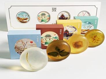 2021北(bei)京禮物旅(lv)遊(you)商品及(ji)文創(chuang)產品(pin)大(da)賽榜單(dan)正式發(fa)布(bu)