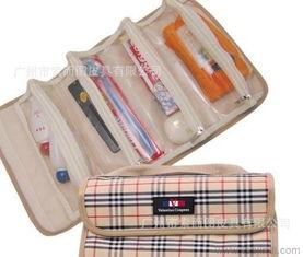 戶外(wai)旅遊(you)用(yong)品(pin)訂(ding)做(zuo)指南(nan) 大容量(liang)多功能(neng)掛(gua)式(shi)旅行(xing)洗漱(shu)包(bao)定(ding)制全解(jie)析(xi)